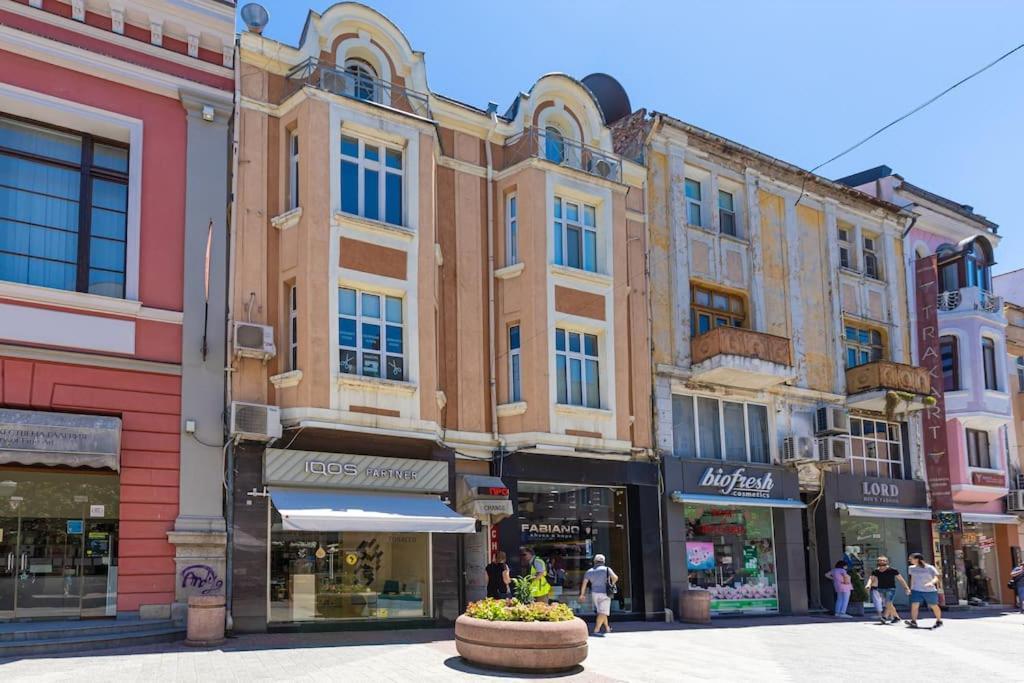 House Of History , Rooms In The Main Street Plovdiv Exteriér fotografie